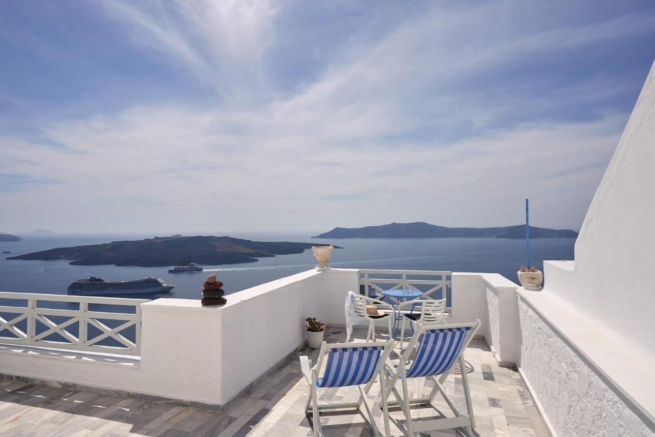 Amphitheater Cave Houses Fira  Exterior foto