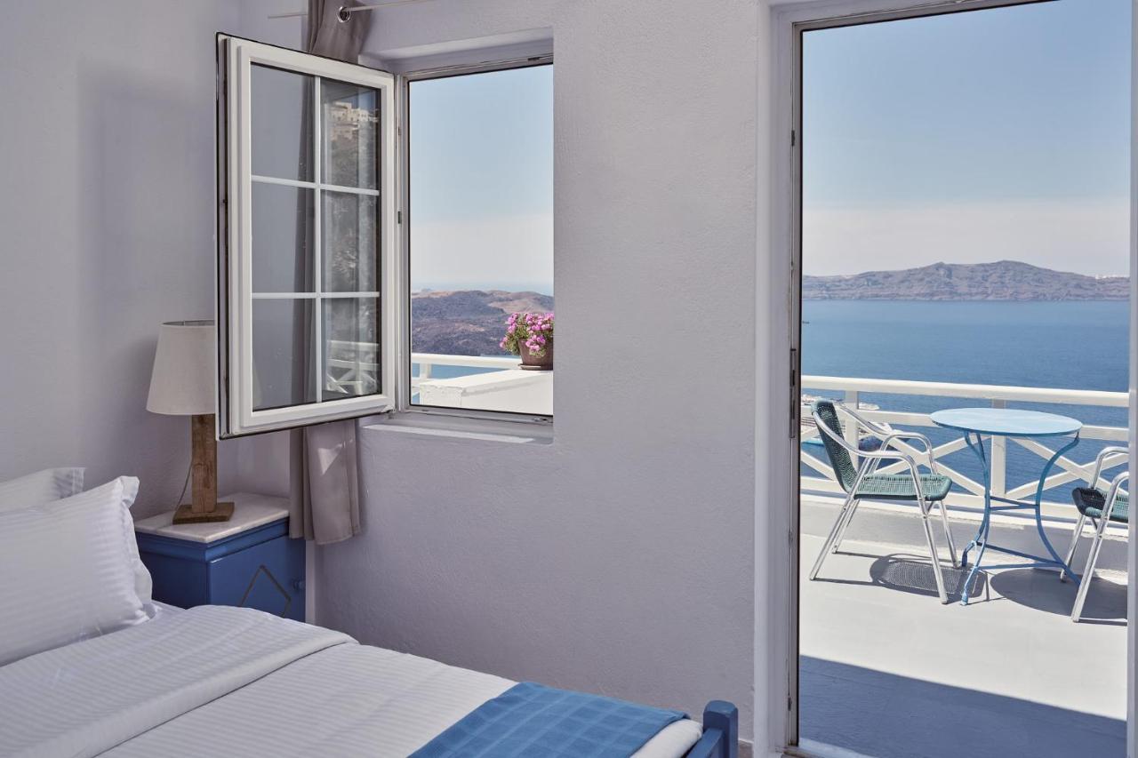 Amphitheater Cave Houses Fira  Exterior foto